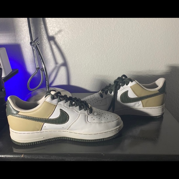 **RARE** NIKE Air Force 1 “Dark Army” - Picture 7 of 7